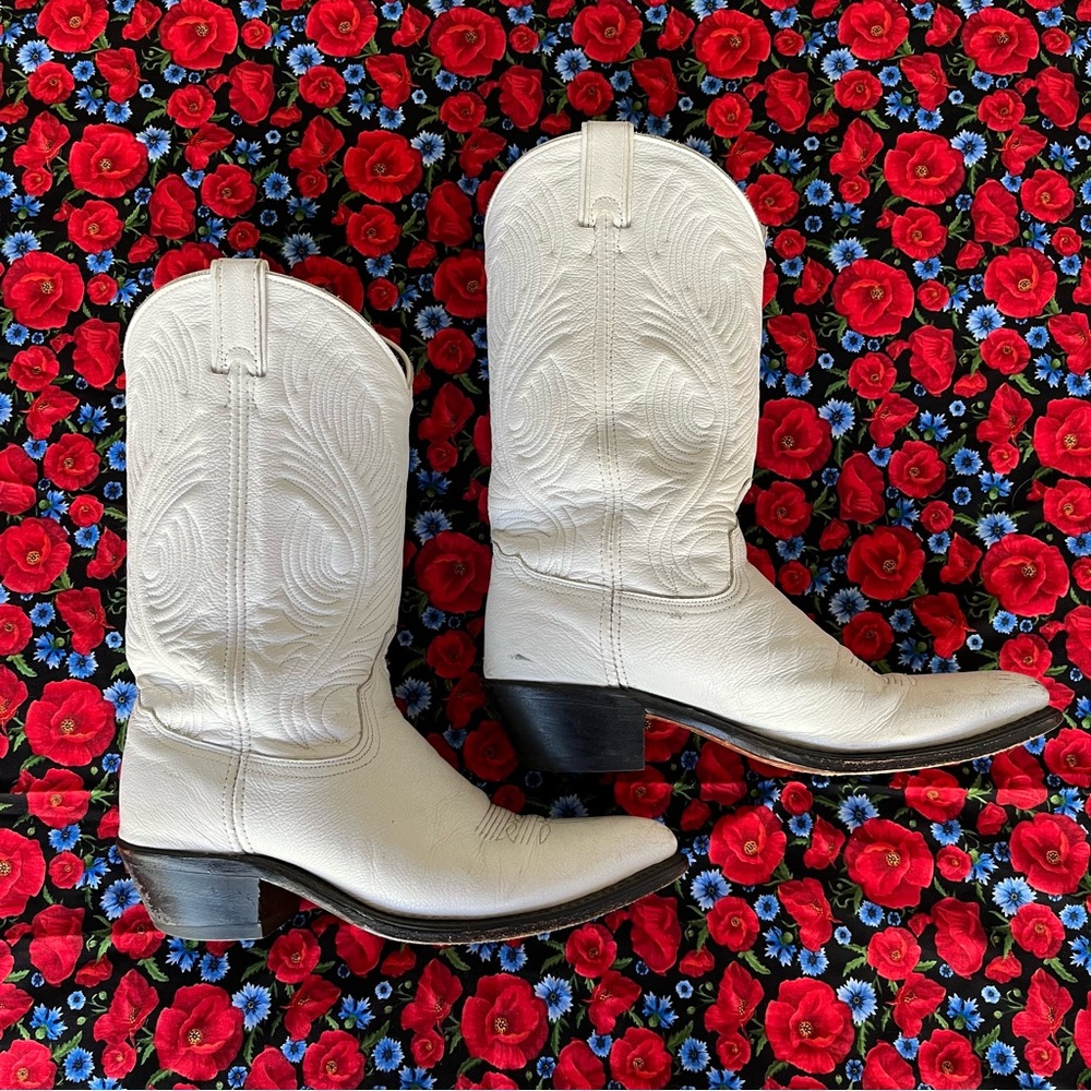 Abilene women’s WHITE western cowgirl boots